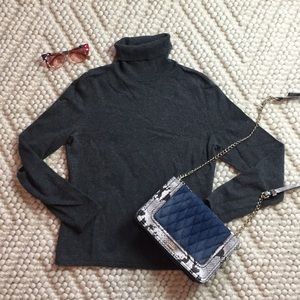 Saks fifth Avenue cashmere turtleneck